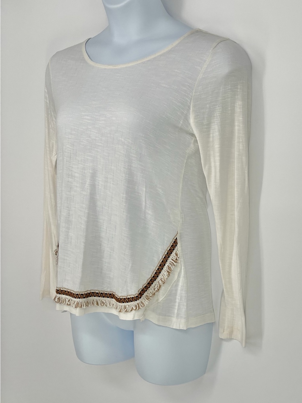 C by Charlotte Russe Ivory Fringe Trim Long Sleeve Slub Knit Top NWT Size L - Picture 8 of 12
